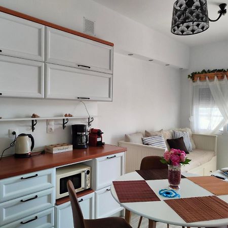 Sea Sound Haraki Apartment Esterno foto