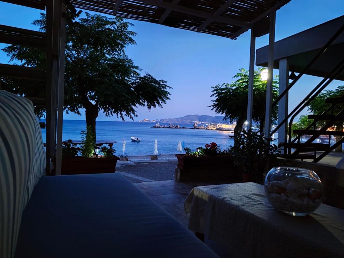 Sea Sound Haraki Apartment Esterno foto